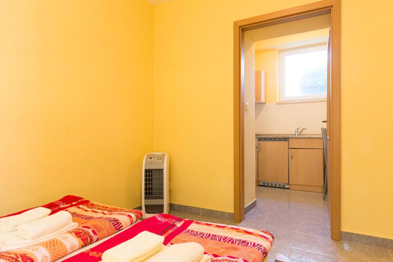 Vila Milano Apartment Kornic Exterior photo
